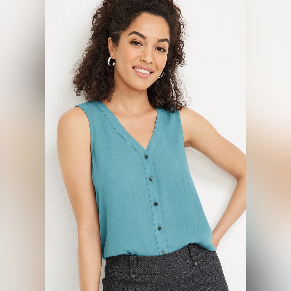 Maurices Madison Solid Button Down Tank Top